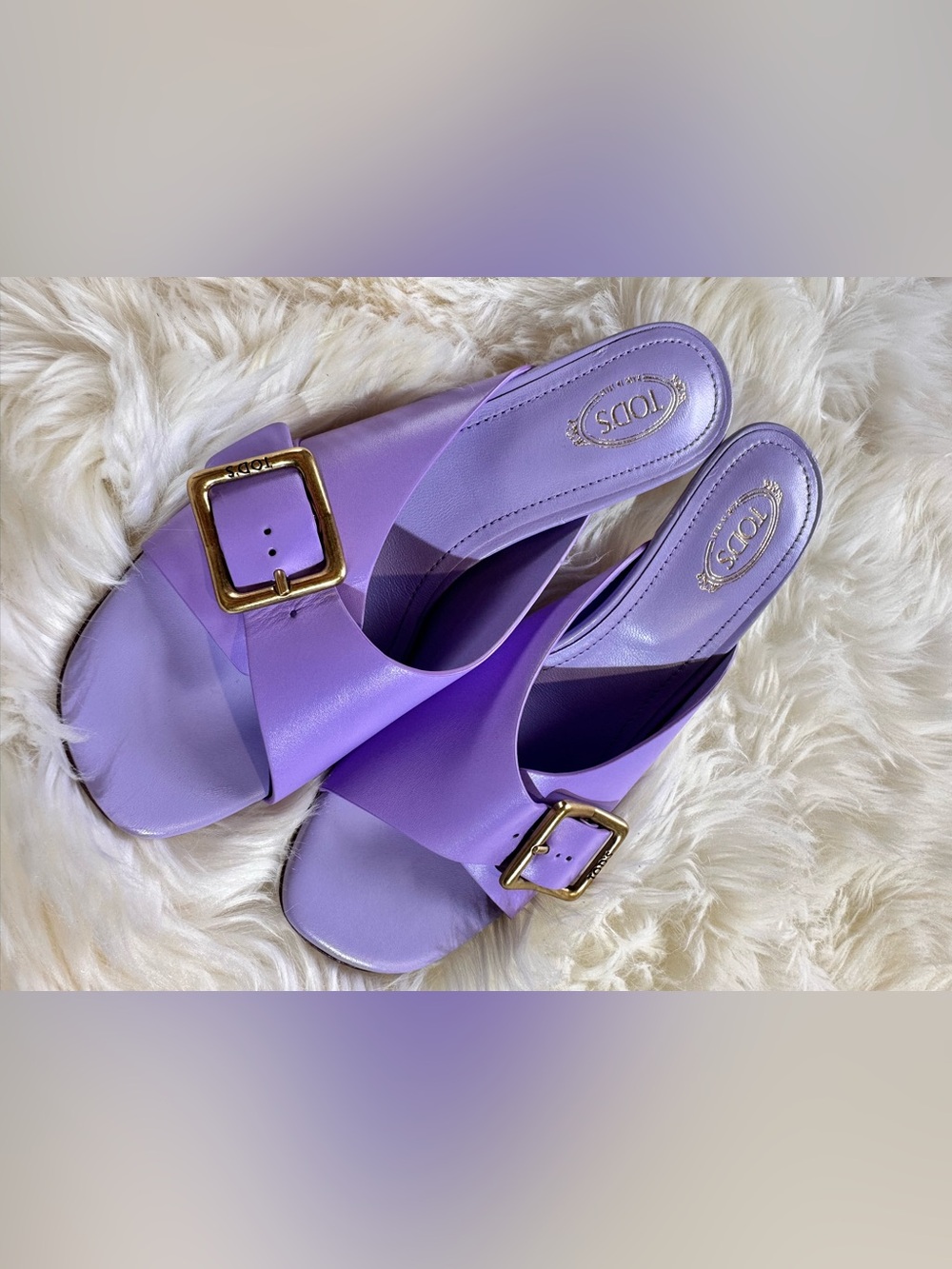 TOD’S Lavender Leather Mule Sandals with Sculptural Plexi Heel - Picture 6 of 15